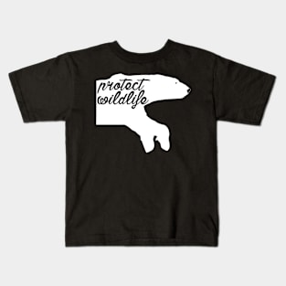 protect wildlife - polar bear Kids T-Shirt